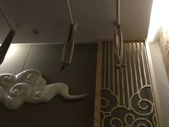 -新盈光·云会所(百丈东路店)