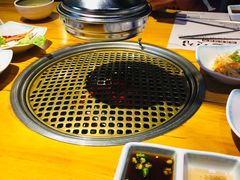 -唯成•韩国炭火烤肉 유성고기