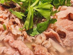 -肖四女乐山跷脚牛肉(滨江天街店)