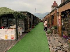 -冰冰龙虾·江湖菜·花园江景餐厅