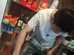 -临街徽菜馆·正宗黄山味