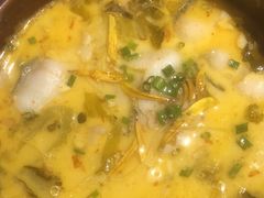 酸菜鱼片汤-避风塘(宝山万达店)