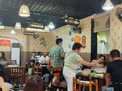 大堂-黔府豆米火锅野菜馆(南马店)