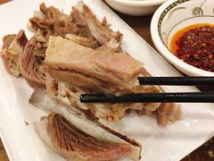 新疆手抓肉-清真·玛丽亚新疆菜主题餐厅(浙江中路店)