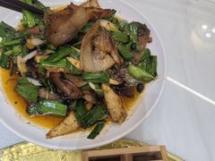 -华光驿站私房菜·黑金冠