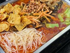 -在巷子里的烤肉店·螺蛳粉烤鱼·牛蛙(和美城店)