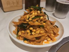 豆芽面筋-同釜聚炝锅鱼火锅