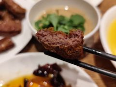 -清真吴记门钉肉饼·喜多利