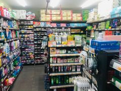 -华润万家便利超市(西安旭景名园店)