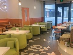 -油梨树 AVOCADO TREE(亮马桥店)