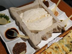 -95号酱骨·一块豆腐(展春园西路店)