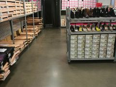 -上品折扣(回龙观店)