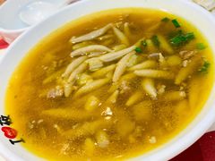 蘑菇汤莜面鱼鱼-西贝莜面村(上海百联西郊店)