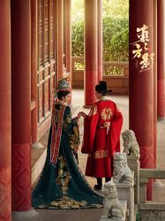 -雪中彩影婚纱摄影·微光艺术中心