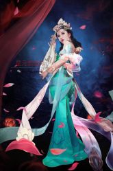 -星元素cosplay动漫摄影写真工作室