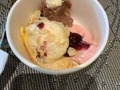 哈根达斯雪糕-东莞旗峰山酒店及行政公寓·莱斯西餐厅