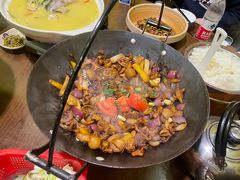 -富正毅三下锅·湘西韵味(天门山索道店)