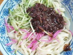 老北京炸酱面-门框胡同百年卤煮(鸟巢店)