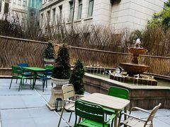 -潮一不贰·法式甜品·生日蛋糕·西式简餐(外滩店)