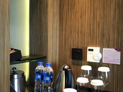 -上海滴水湖皇冠假日酒店