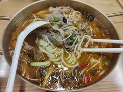 酸菜肥牛米线-陳生記米线·始于1989(武林店)
