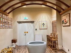 -蟹家大院 · 独揽江景(滨江店)