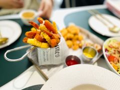 -露露家咖啡店