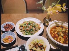 -肆海小川菜酒馆Wine Bistro (青年路店)