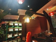-大匠工房古船木艺术餐厅·猪肚鸡专门店(长白仙岛店)