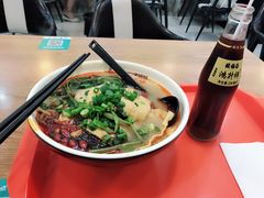 -螺小胖柳州螺蛳粉(钟楼总店)