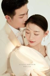 -苏菲亚婚纱摄影