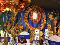 -爱主题婚礼策划  婚车租赁