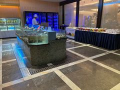 -小天鹅戴斯酒店鲸鲨百汇创作料理