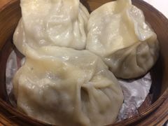 羊肉薄皮包-巴扎美食·新疆菜·西域歌舞表演餐厅(新疆大厦店)