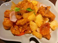 -大头虾越式风味餐厅(光明广场店)