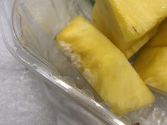 -盒马鲜生(红莲店)