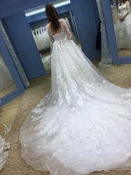 -觅白婚纱礼服馆