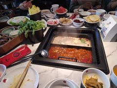 鸳鸯老火锅-山城辣妹子(定福庄店)