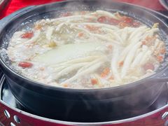 -花苑美食横琴生蚝火锅(拱北粤华路店)