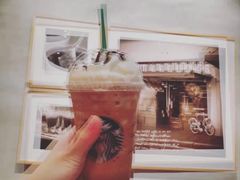 -星巴克(广州百信广场东区店)