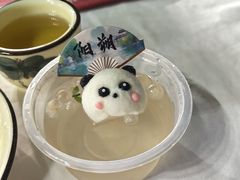 -刘姐啤酒鱼民族演艺餐厅(西街总店)