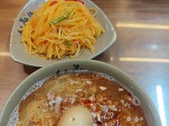 -亮亮面馆(经六路店)