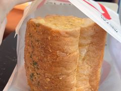 -HOT CRUSH趁热集合·现烤面包(上海环球港店)
