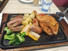 -必胜客(证大大拇指店)
