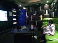 -糖果风尚KTV(犀浦店)