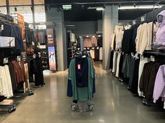 -迪卡侬(西华店)