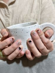 -Fanni美甲美睫皮肤管理