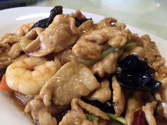 -添福来墨鱼饺子 · 海鲜东北菜(大连星海·黄浦路店)