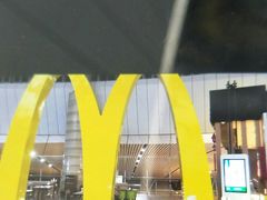 -麦当劳(鄂尔多斯机场店)
