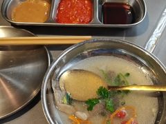 -围炉肉舍•炭烤活鳗•丹东海鲜烤肉(步行街店)